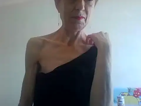 SwettyViktory online show from April 2026 12:35:02 PM