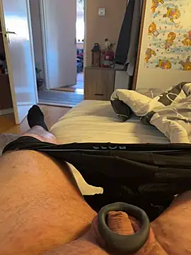 Tomi2244 online show from April 2026 02:33:01 PM