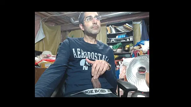 Snapshot of Gsmile1 chatting on December 2024 06:56:02 PM Gsmile1 online show from December 2024 06:56:02 PM