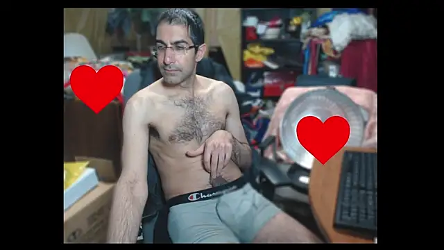 Snapshot of Gsmile1 chatting on January 2025 05:22:02 PM Gsmile1 online show from January 2025 05:22:02 PM