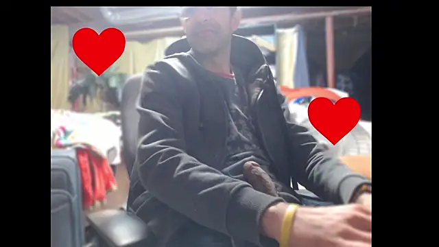 Snapshot of Gsmile1 chatting on February 2025 01:15:02 AM Gsmile1 online show from February 2025 01:15:02 AM