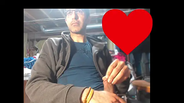 Snapshot of Gsmile1 chatting on April 2026 06:28:01 PM Gsmile1 online show from April 2026 06:28:01 PM