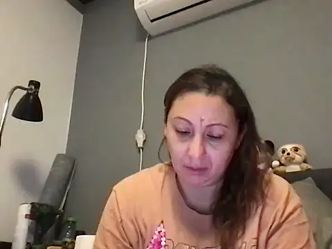 maryxex28 online show from November 2025 05:40:02 AM