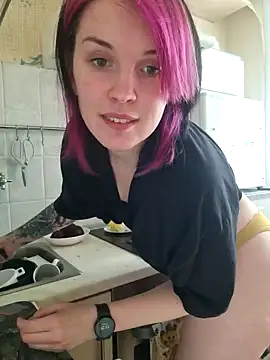 Snapshot of LazyTanukii chatting on December 2024 08:30:02 AM LazyTanukii online show from December 2024 08:30:02 AM