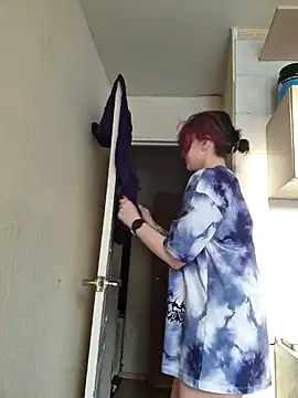 Snapshot of LazyTanukii chatting on January 2025 04:27:01 AM LazyTanukii online show from January 2025 04:27:01 AM