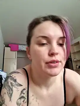 Snapshot of LazyTanukii chatting on January 2025 04:05:01 AM LazyTanukii online show from January 2025 04:05:01 AM