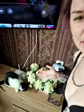 Snapshot of LazyTanukii chatting on March 2025 07:15:01 AM LazyTanukii online show from March 2025 07:15:01 AM