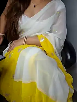 Snapshot of aliyaah_singh chatting on January 2025 10:34:02 PM aliyaah singh online show from January 2025 10:34:02 PM