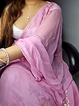 Snapshot of aliyaah_singh chatting on February 2025 10:23:02 PM aliyaah singh online show from February 2025 10:23:02 PM