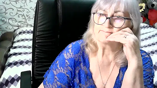 Snapshot of LolkaAlyss chatting on March 2025 02:36:02 AM LolkaAlyss online show from March 2025 02:36:02 AM