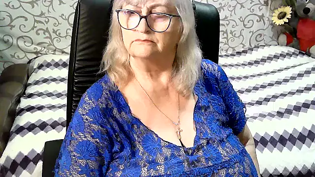 Snapshot of LolkaAlyss chatting on March 2025 07:42:02 PM LolkaAlyss online show from March 2025 07:42:02 PM
