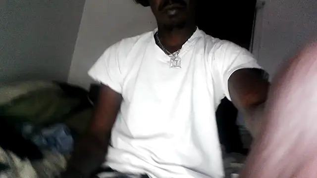 RinsingWood84 online show from January 2025 07:52:02 AM