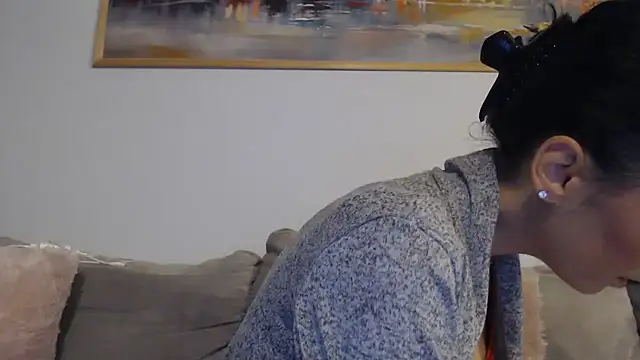 cleophee online show from November 2025 06:56:02 AM