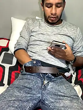 Snapshot of Darkdickhard chatting on October 2025 04:13:01 AM Darkdickhard online show from October 2025 04:13:01 AM