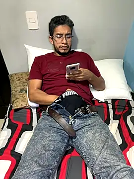 Snapshot of Darkdickhard chatting on October 2025 03:25:01 AM Darkdickhard online show from October 2025 03:25:01 AM