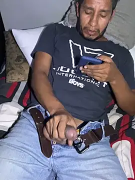 Snapshot of Darkdickhard chatting on October 2025 05:10:01 AM Darkdickhard online show from October 2025 05:10:01 AM