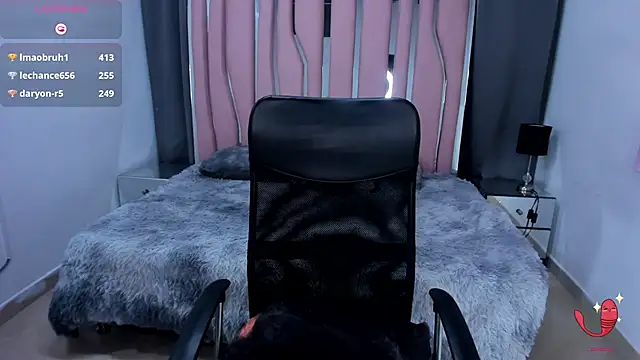 wandaxs69 online show from February 2025 01:13:01 AM