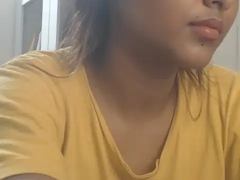 Snapshot of NancyRuvi chatting on June 2026 02:17:02 PM NancyRuvi online show from June 2026 02:17:02 PM