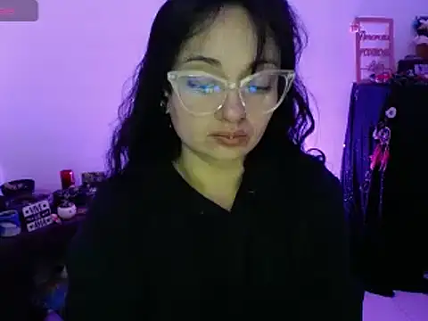 Snapshot of Alexa-Sweet69 chatting on December 2024 01:54:01 AM Alexa-Sweet69 online show from December 2024 01:54:01 AM