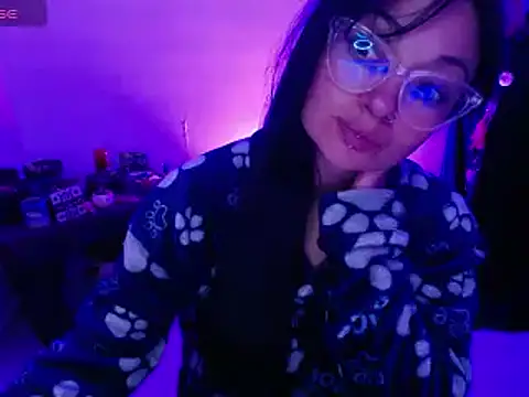 Snapshot of Alexa-Sweet69 chatting on December 2024 04:18:01 AM Alexa-Sweet69 online show from December 2024 04:18:01 AM