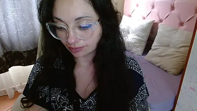 Snapshot of Alexa-Sweet69 chatting on February 2025 03:49:01 PM Alexa-Sweet69 online show from February 2025 03:49:01 PM