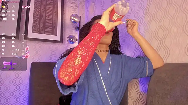 vennus1  online show from February 2025 07:41:02 PM