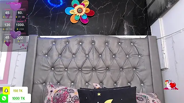 Snapshot of LAILAGUMMY chatting on December 2025 03:05:01 PM LAILAGUMMY online show from December 2025 03:05:01 PM