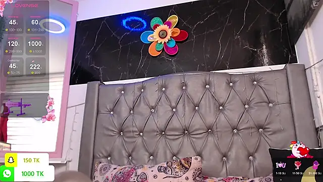 Snapshot of LAILAGUMMY chatting on January 2026 05:27:02 PM LAILAGUMMY online show from January 2026 05:27:02 PM