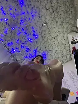 Snapshot of Natasha_boobs_latina chatting on January 2025 01:56:01 AM Natasha boobs latina online show from January 2025 01:56:01 AM