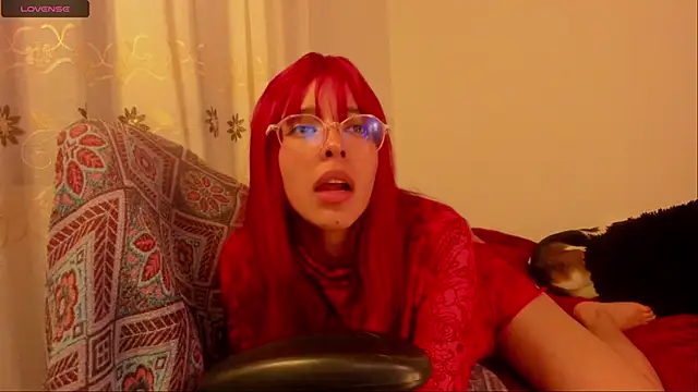 Snapshot of aluna_0310 chatting on December 2024 11:24:01 PM aluna 0310 online show from December 2024 11:24:01 PM