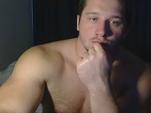 LionEdwin online show from December 2025 11:03:02 AM