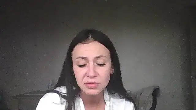 JulianaGold1 online show from February 2025 03:07:01 PM