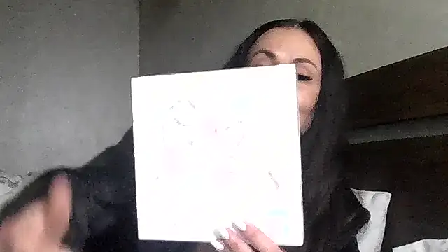 JulianaGold1 online show from October 2025 09:48:01 PM