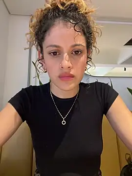 alana15 online show from December 2024 06:59:01 PM