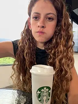 alana15 online show from February 2025 09:38:02 PM