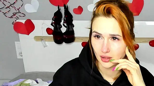 Snapshot of Red_Fairy_ chatting on February 2025 03:56:01 PM Red Fairy online show from February 2025 03:56:01 PM