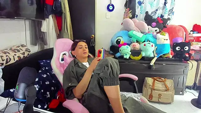 Lawrncesofiets online show from January 2025 06:46:01 PM