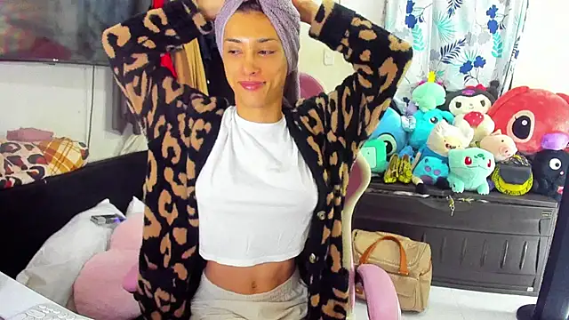 Lawrncesofiets online show from February 2025 07:48:02 PM