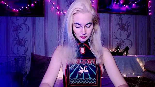 Snapshot of xxxcharismaaa chatting on February 2026 07:30:02 PM xxxcharismaaa online show from February 2026 07:30:02 PM