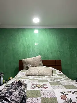 Snapshot of pinedasex777 chatting on January 2025 11:21:01 PM pinedasex777 online show from January 2025 11:21:01 PM