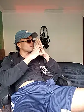 Snapshot of pinedasex777 chatting on November 2025 04:08:02 PM pinedasex777 online show from November 2025 04:08:02 PM