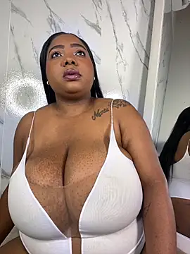 angelGgold online show from December 2025 12:21:02 PM