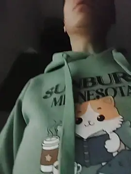 JoLeNe27 online show from November 2025 04:18:01 AM