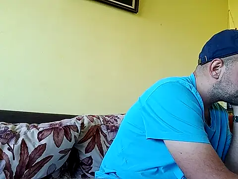 Snapshot of Flakka95 chatting on October 2025 11:52:02 AM Flakka95 online show from October 2025 11:52:02 AM