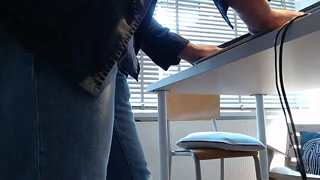 papiculo86 online show from March 2025 04:24:01 PM