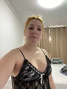 Snapshot of Patriciamoura69 chatting on February 2025 05:50:01 PM Patriciamoura69 online show from February 2025 05:50:01 PM