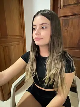 Miss valeriaa online show from December 2024 09:52:01 PM