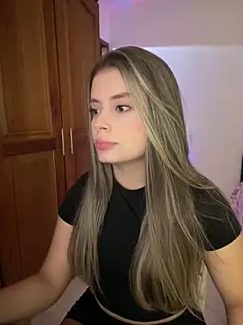 Miss valeriaa online show from March 2025 02:51:02 PM