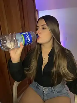 Miss valeriaa online show from October 2025 02:40:01 PM