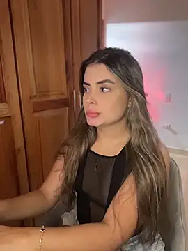 Miss valeriaa online show from April 2026 08:48:01 PM